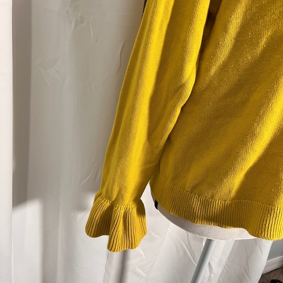 Women's J. Crew Yellow Ruffle Bell Sleeve Crew Neck Pullover Sweater EUC Size S - Picture 7 of 10